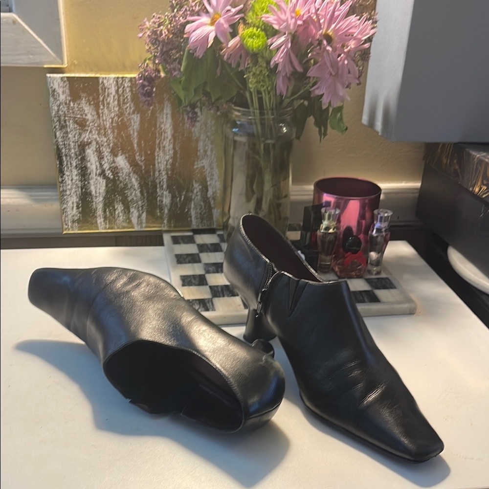 Lisco Roma Black Leather Heeled Mules